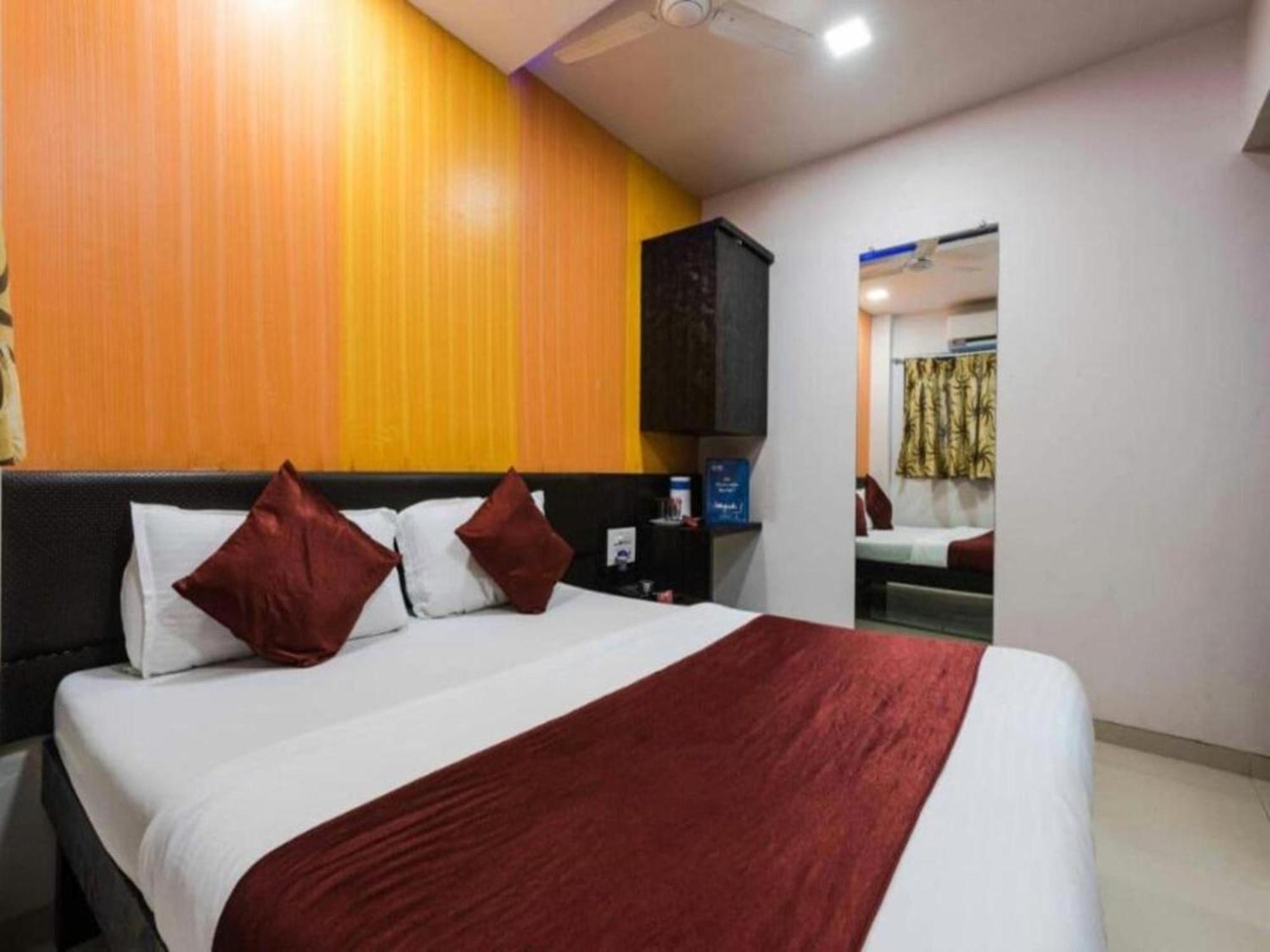 Hotel O Golden Sagar Mumbai Exterior photo
