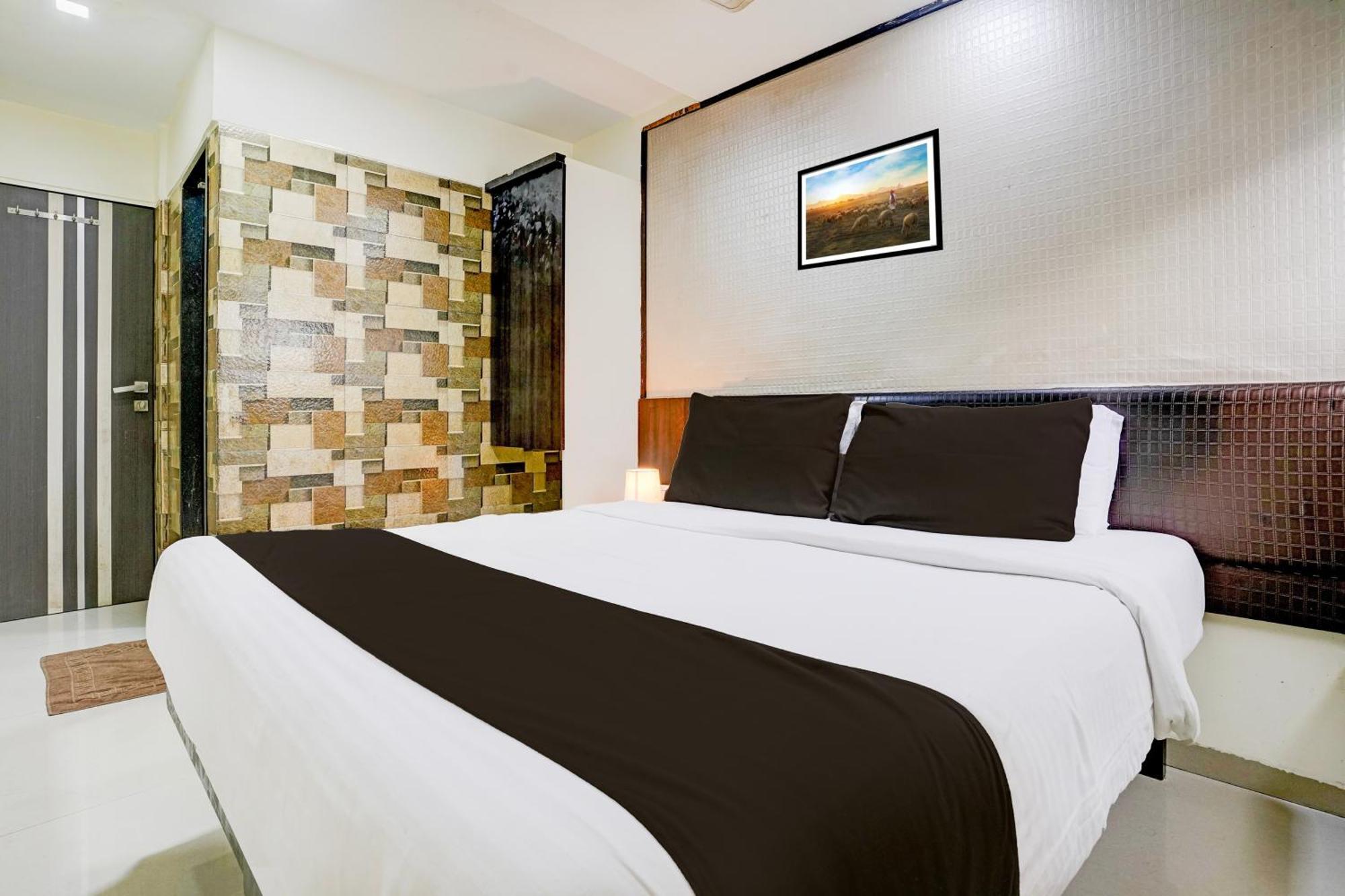 Hotel O Golden Sagar Mumbai Exterior photo