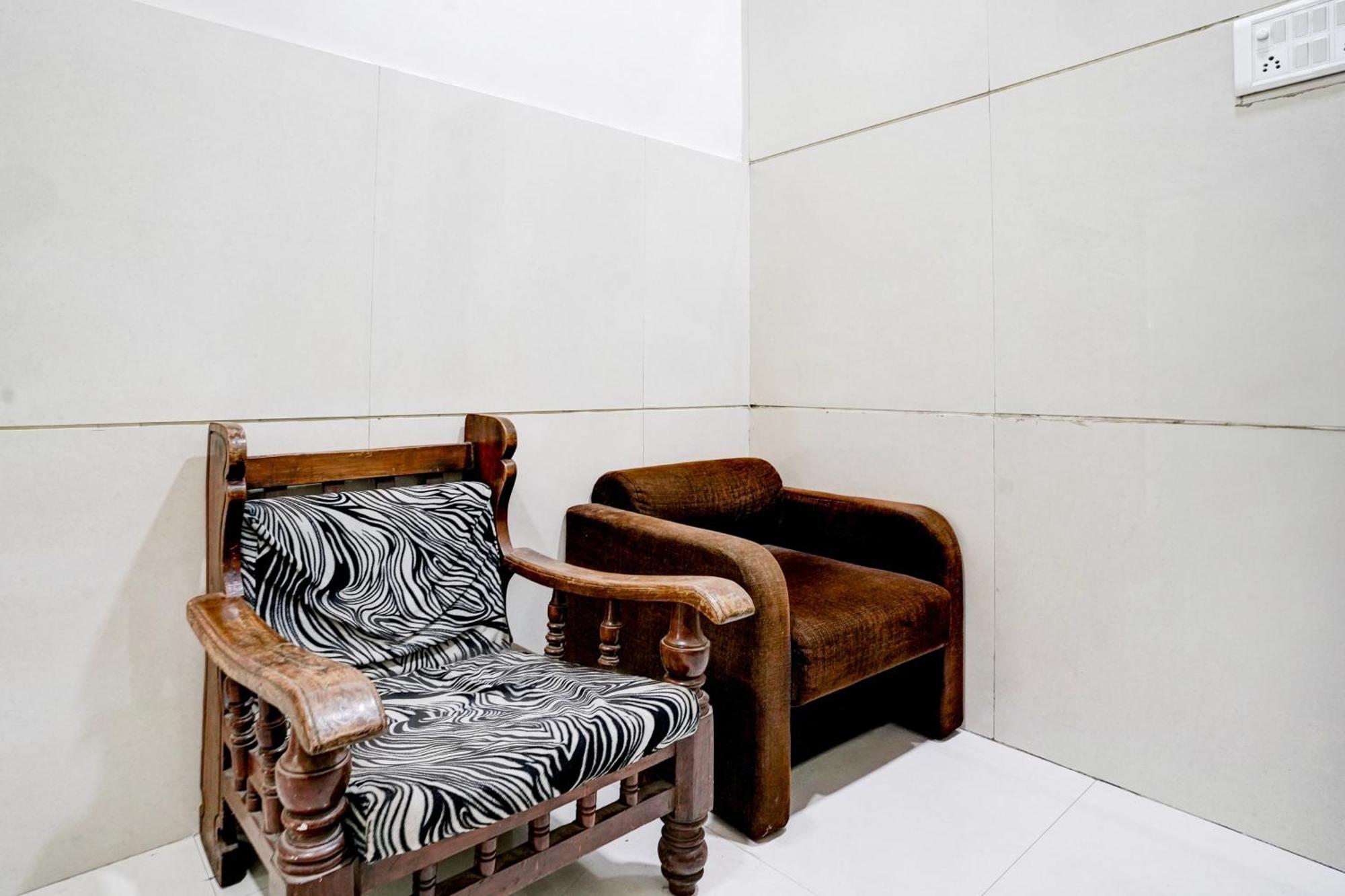 Hotel O Golden Sagar Mumbai Exterior photo