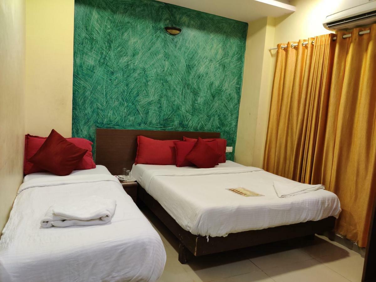 Hotel O Golden Sagar Mumbai Exterior photo